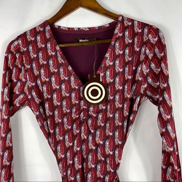 4FUNKY FLAVOURS That's Why I'm Here Dress NWT - XS - Picture 6 of 9